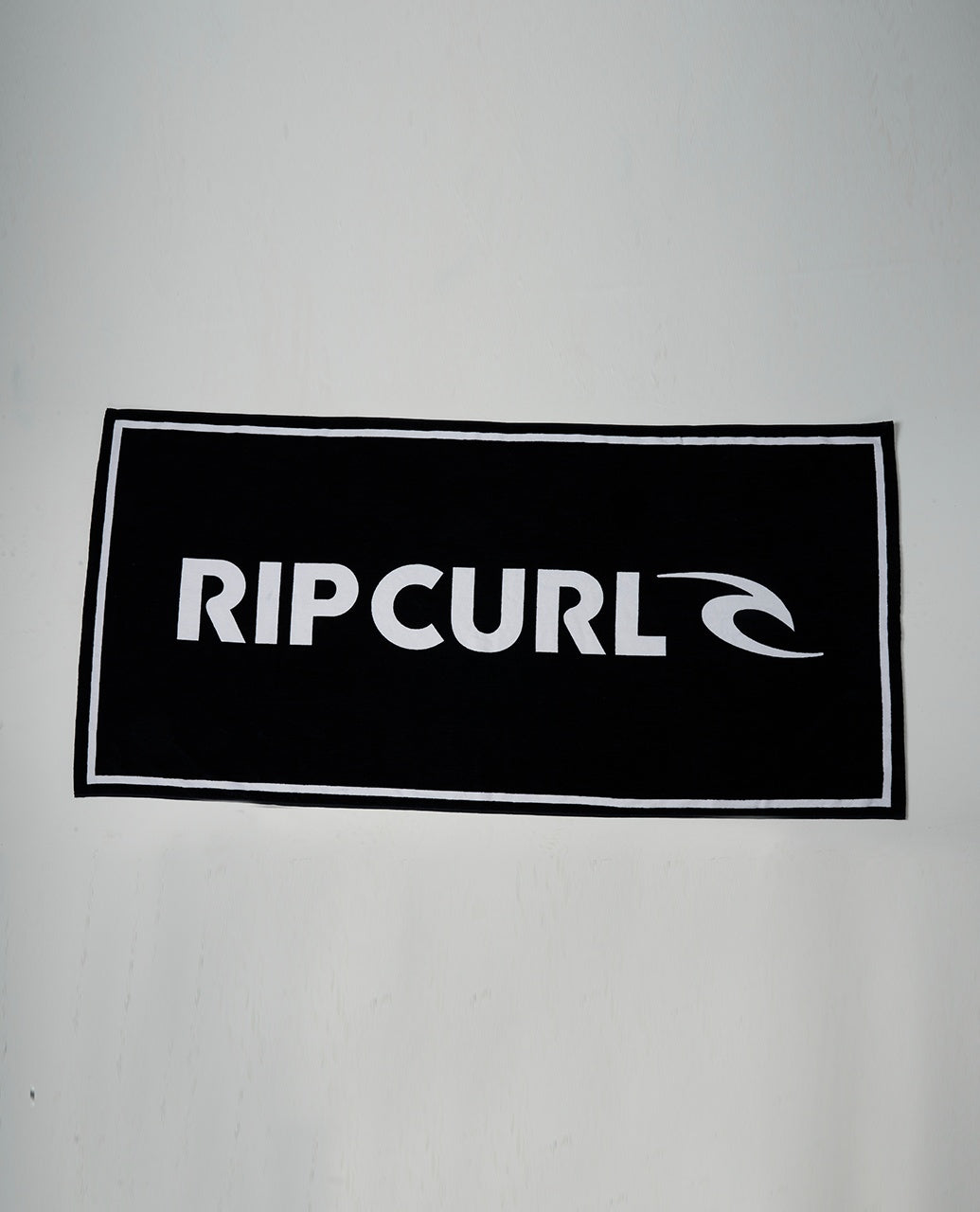 BRAND LOGO TOWEL - black