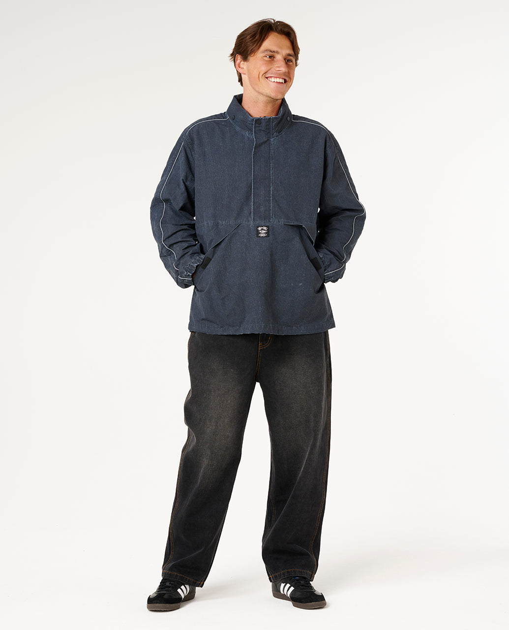 LIQUID TRIPS JACKET - black