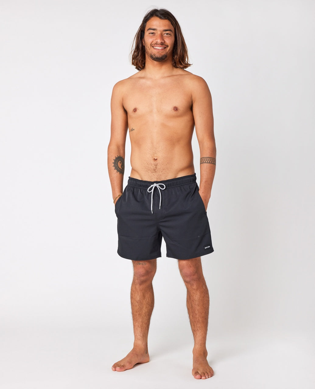 DAILY VOLLEY - black