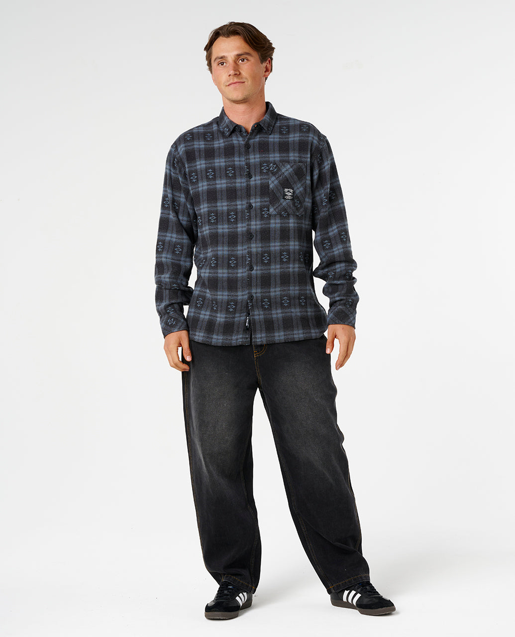 LIQUID TRIPS FLANNEL - washed black