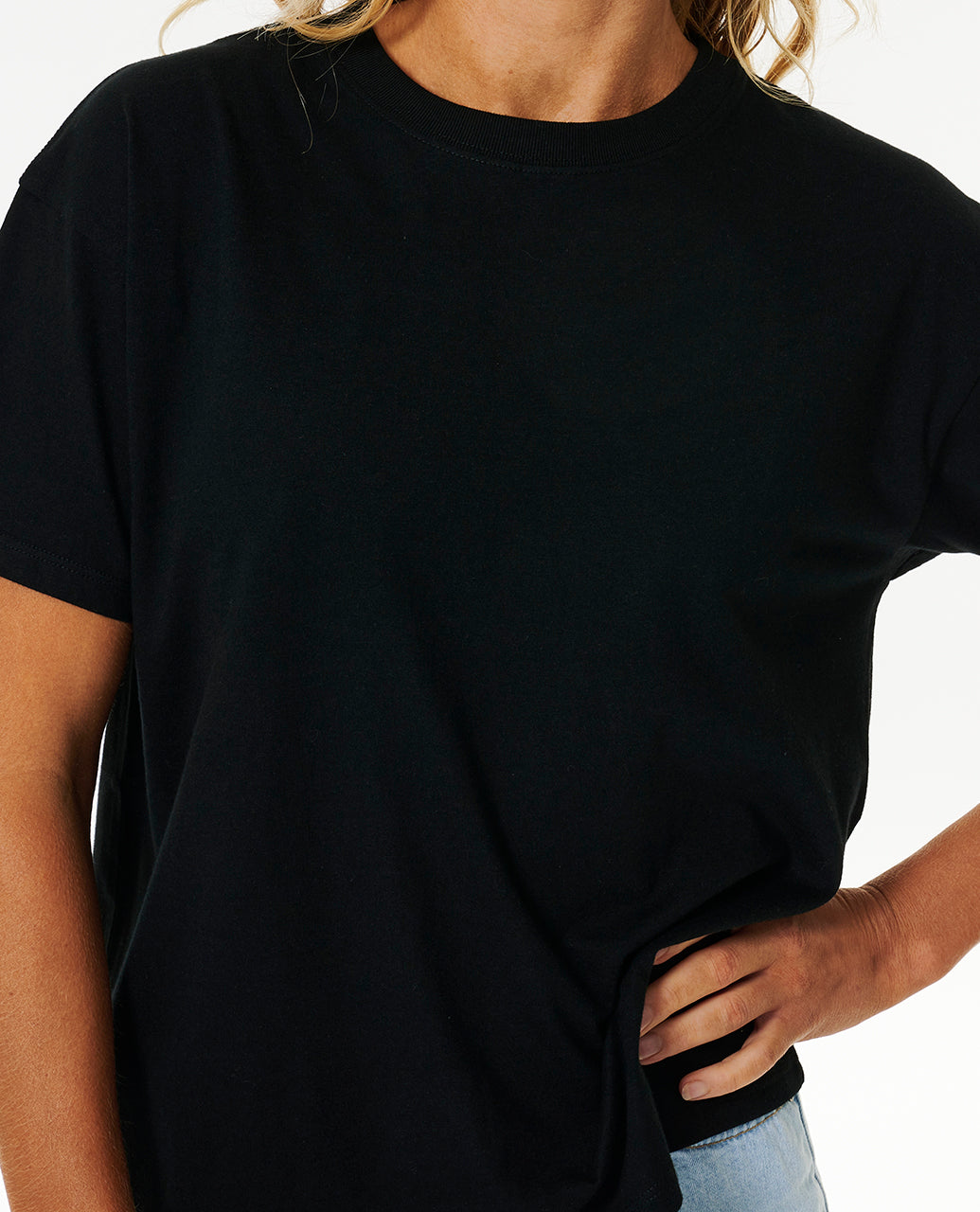CLASSIC RELAXED TEE - black