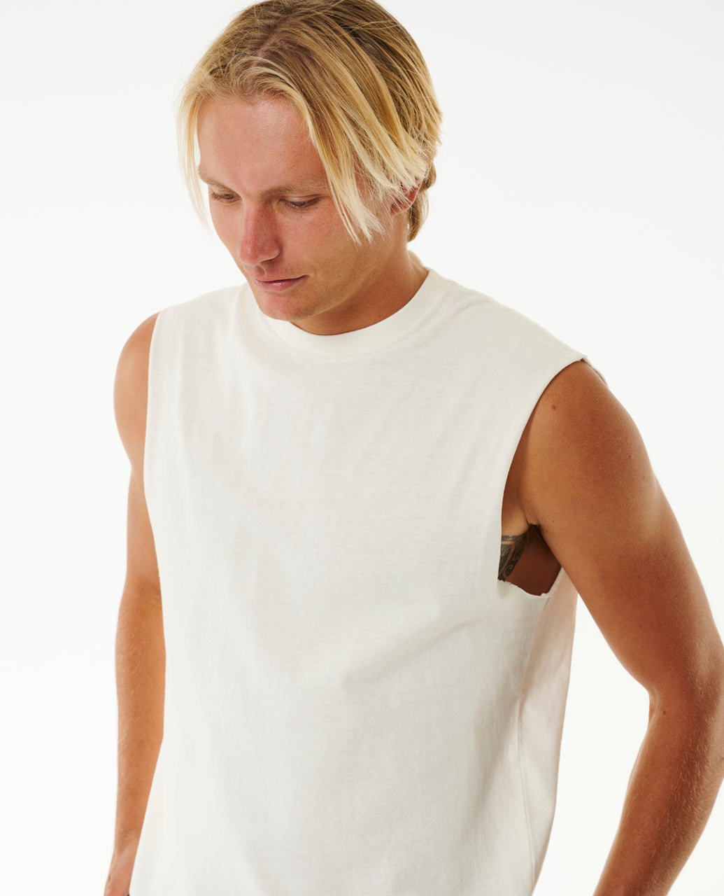 PLAIN II WASH MUSCLE - bone