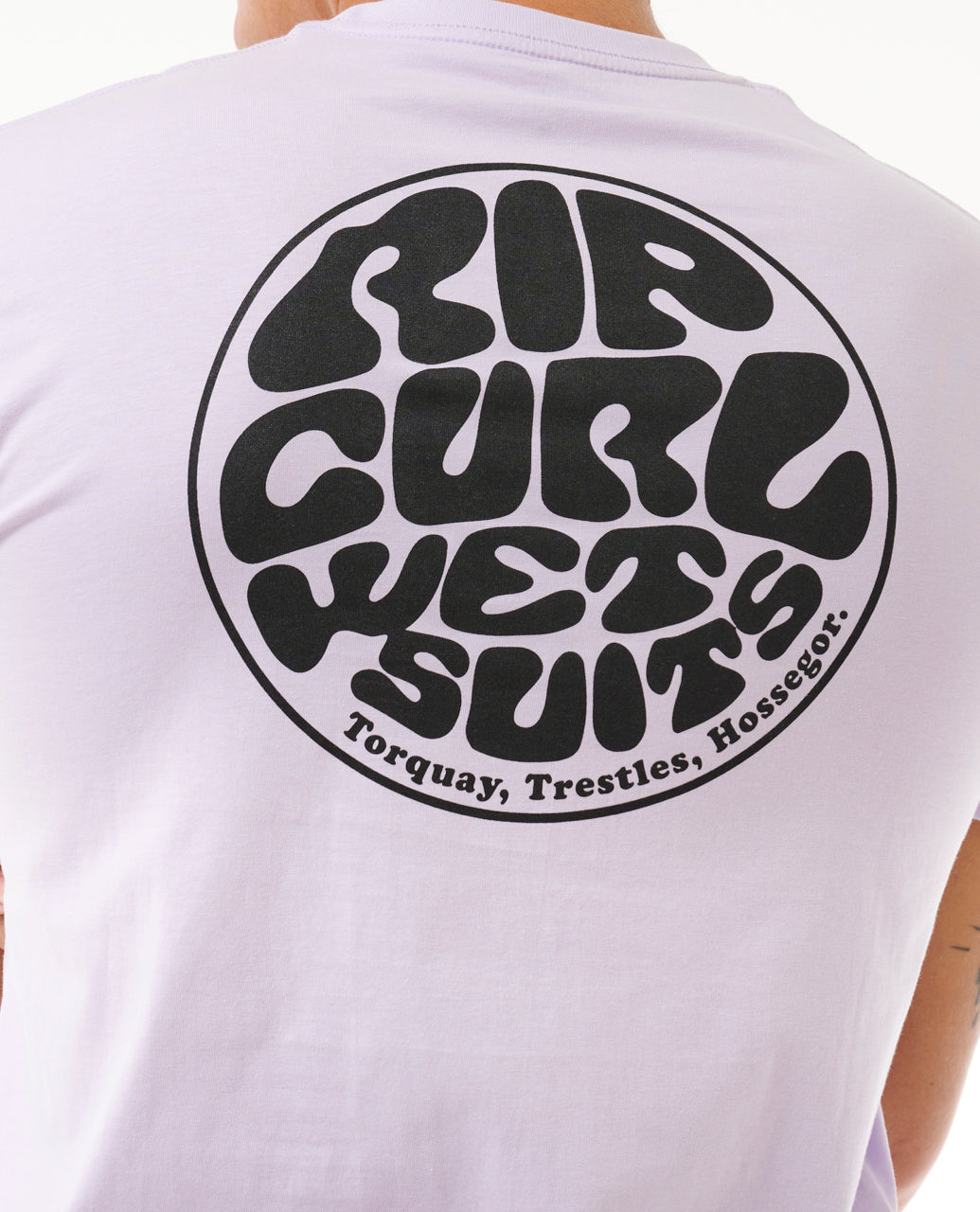 WETSUIT ICON TEE - lilac