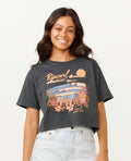 WAVE GLIDERS CROP TEE - washed black