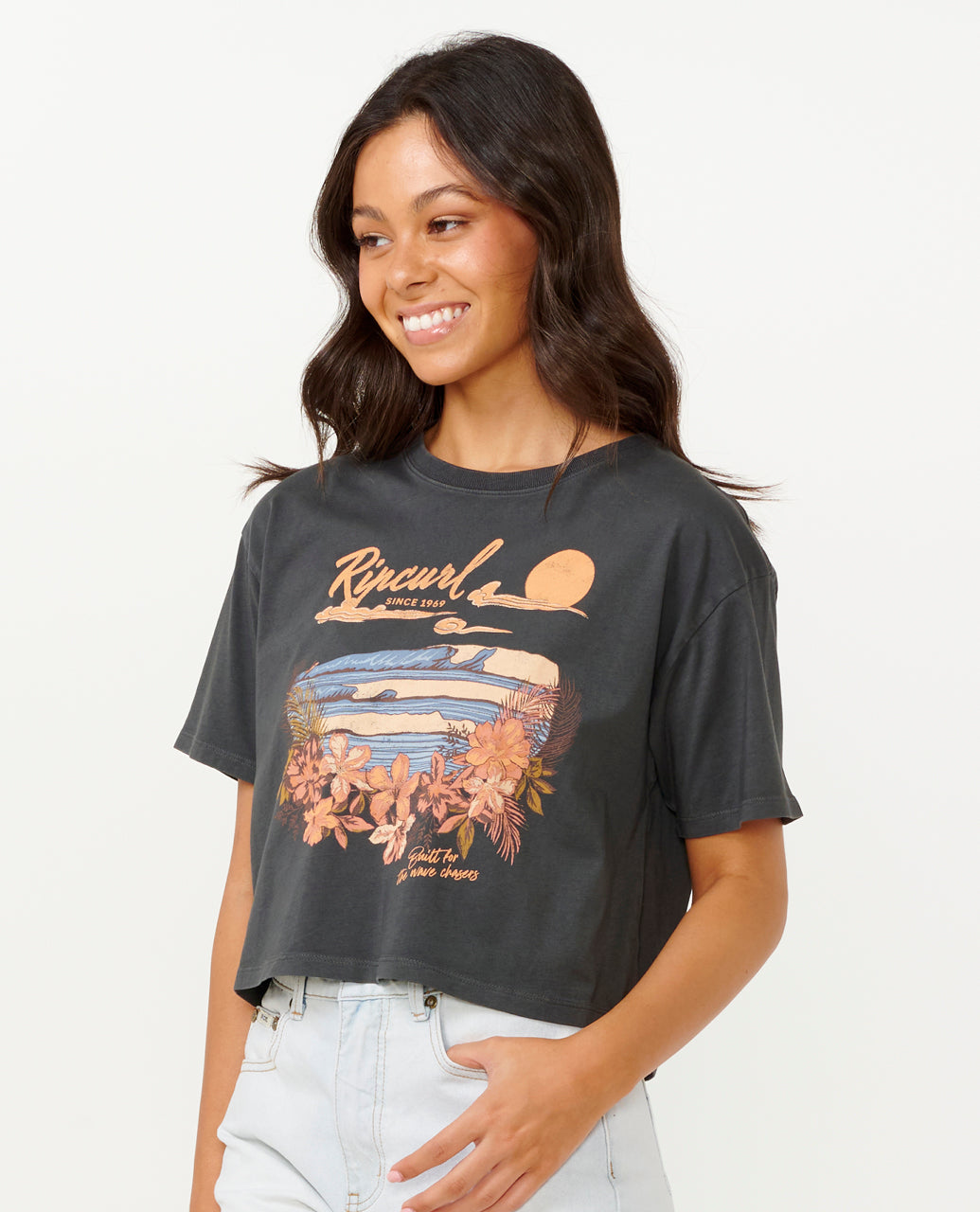WAVE GLIDERS CROP TEE - washed black