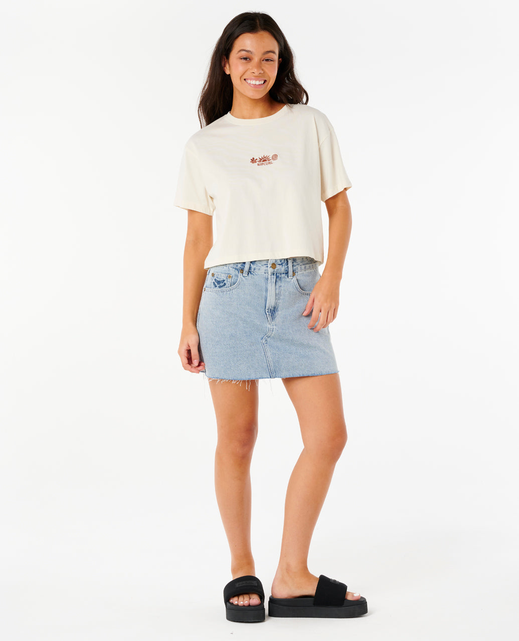 TOKENS CROP TEE - bone