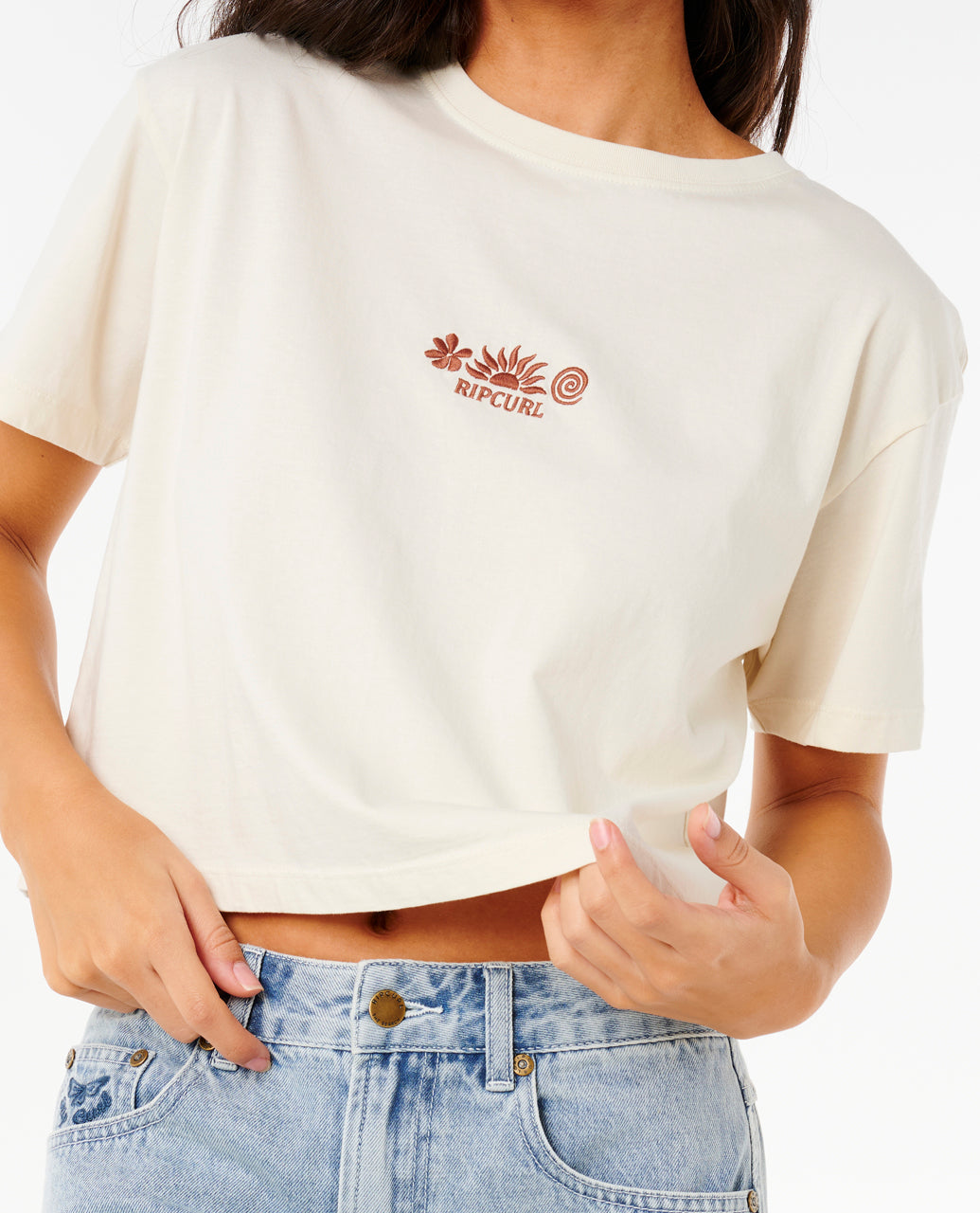 TOKENS CROP TEE - bone