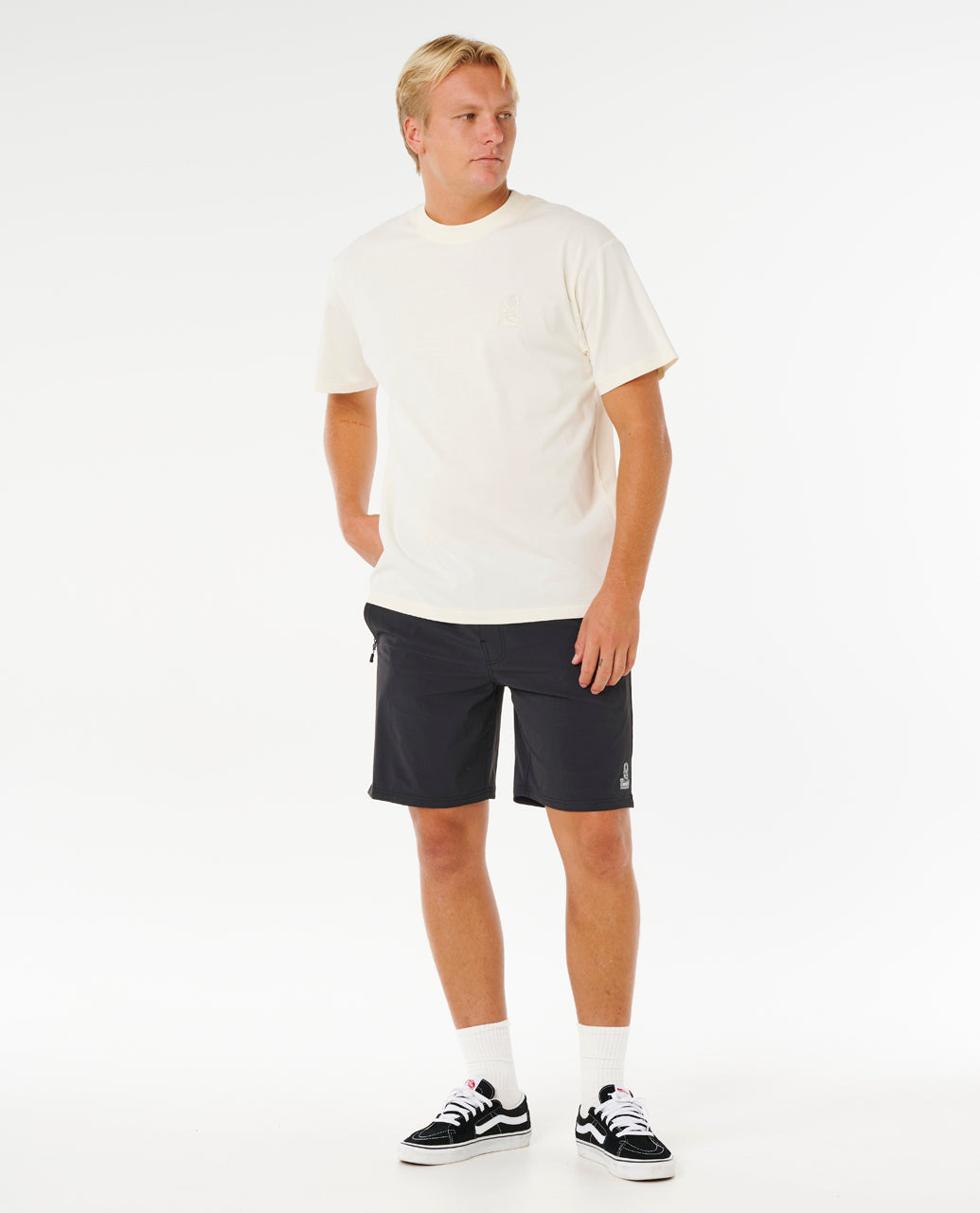 SEARCH EMBROIDERY TEE - bone