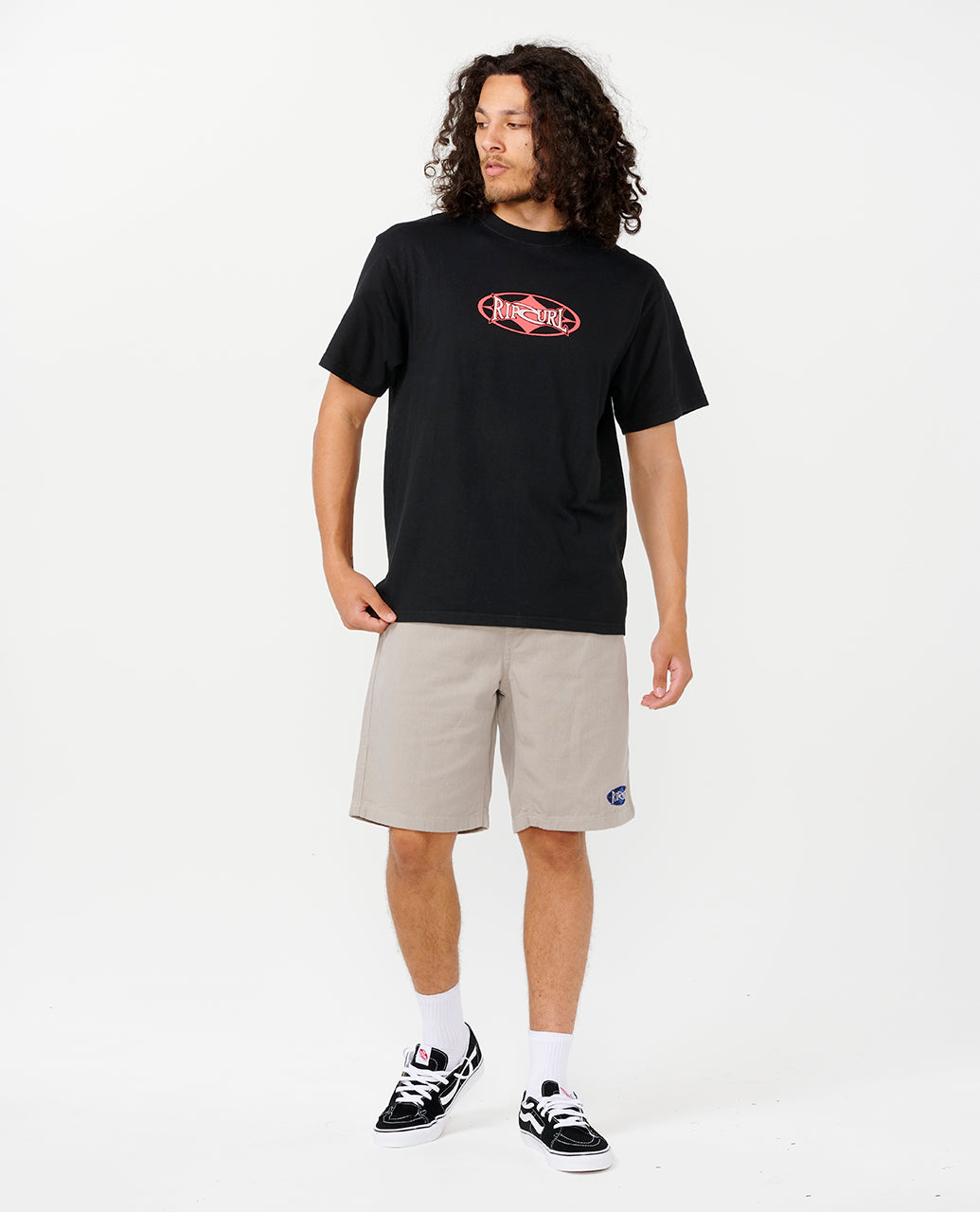 HERITAGE OVAL TEE - black