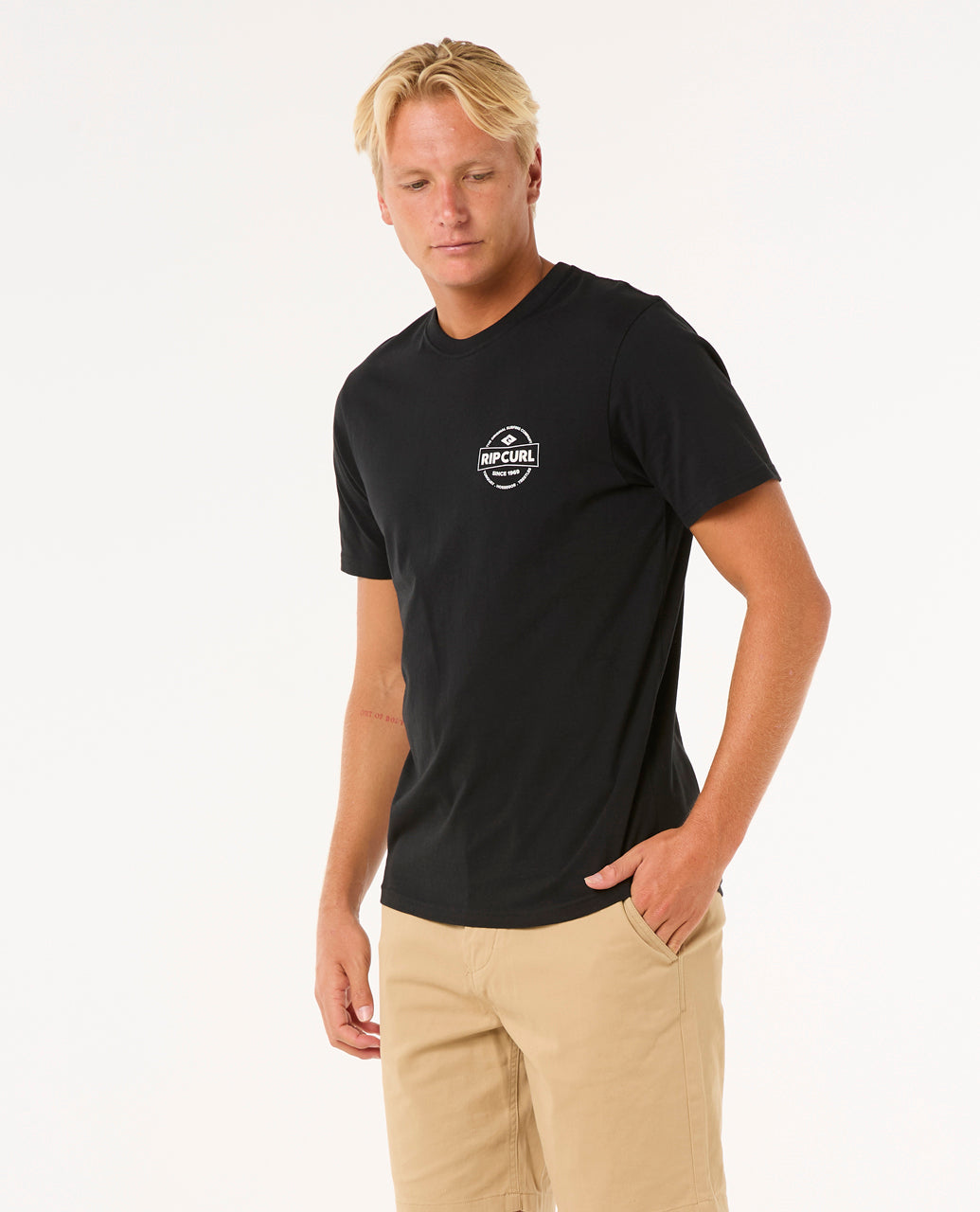 STAPLE TEE - black