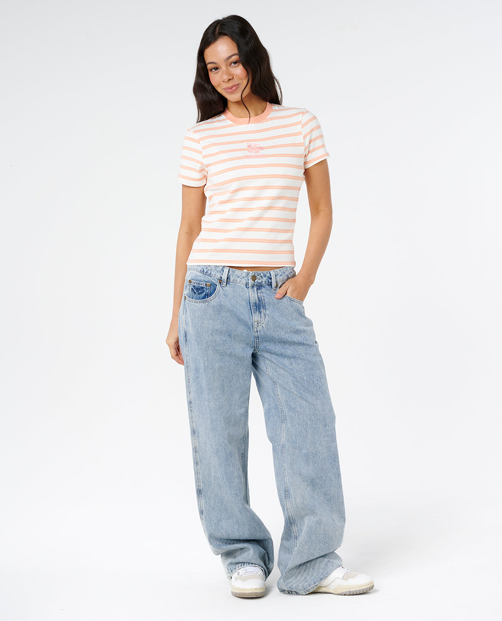 HALF MOON BAY FITTED TEE - papaya stripe