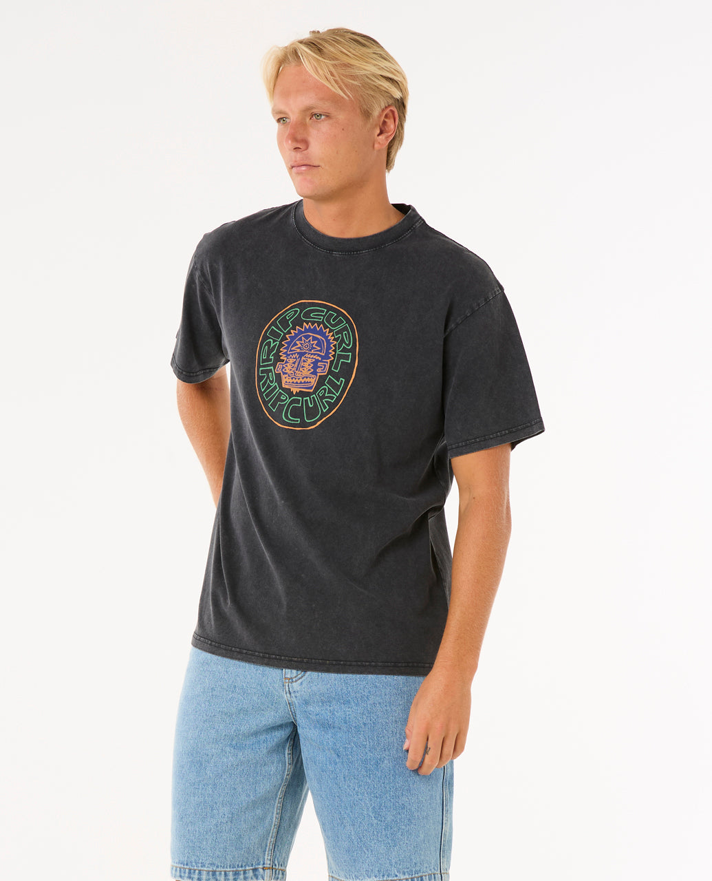 RAW ENERGY VISIONS TEE - black