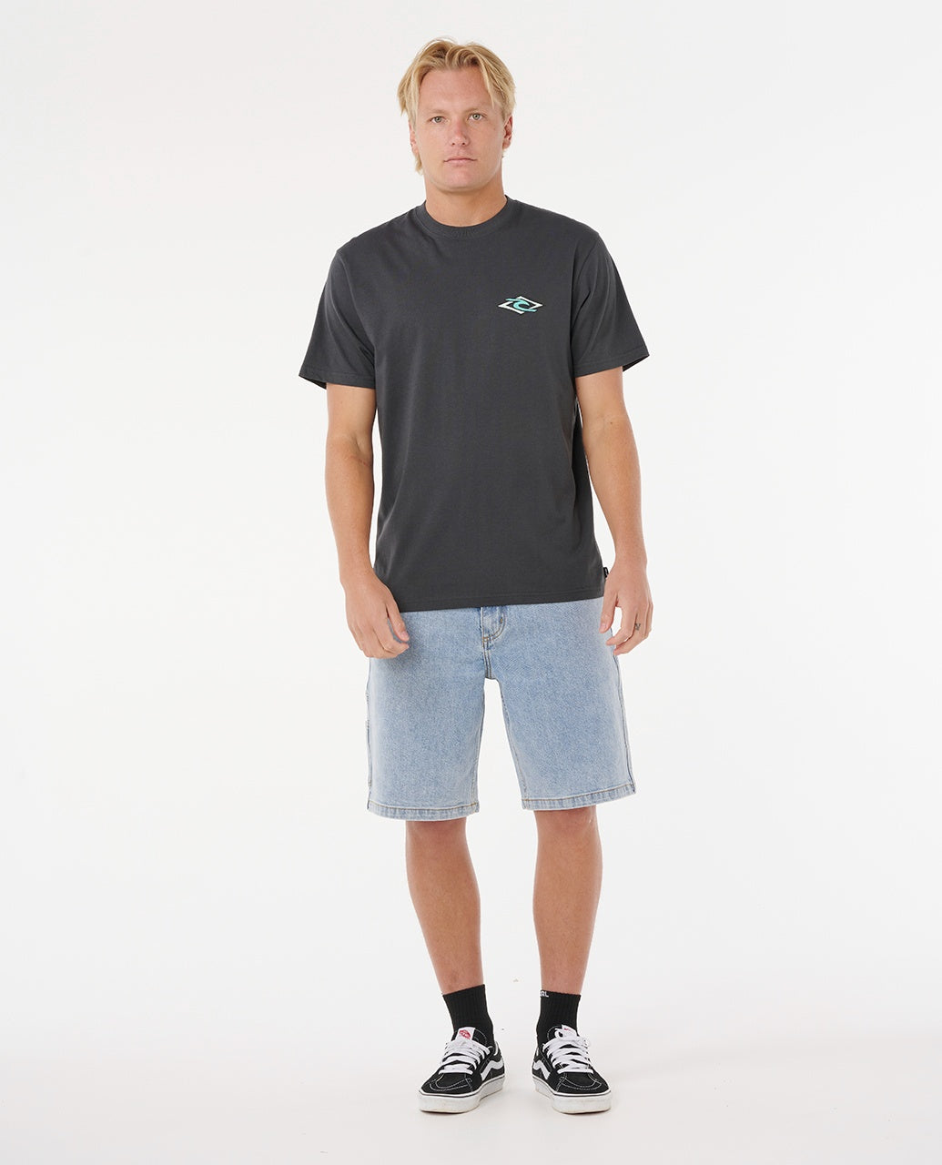 LEGACY TEE - washed black