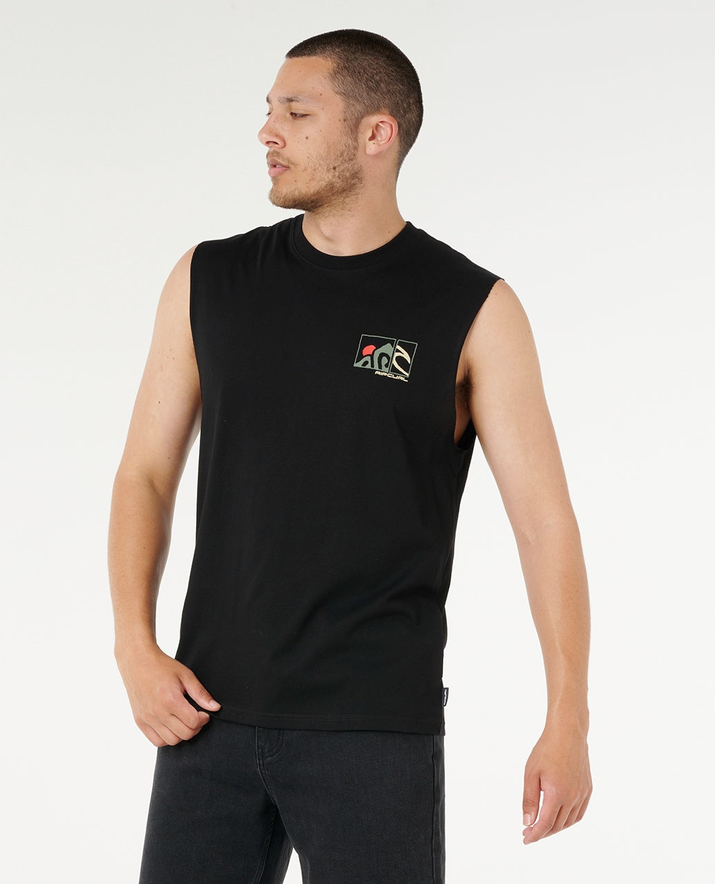VC SEARCH PEAKS MUSCLE - black