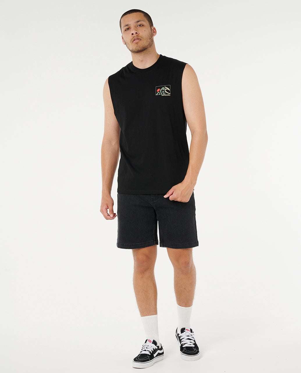 VC SEARCH PEAKS MUSCLE - black