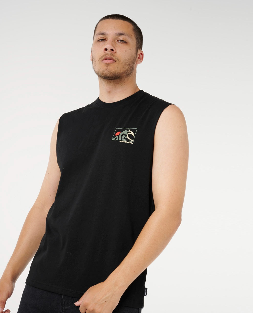 VC SEARCH PEAKS MUSCLE - black