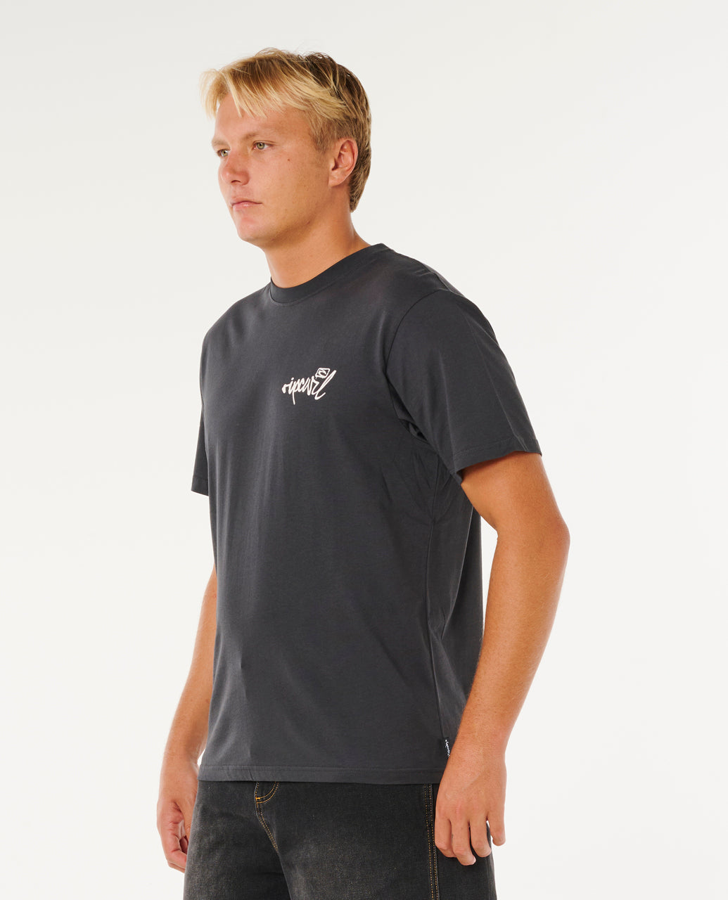 INNER VISIONS HACK TEE - washed black