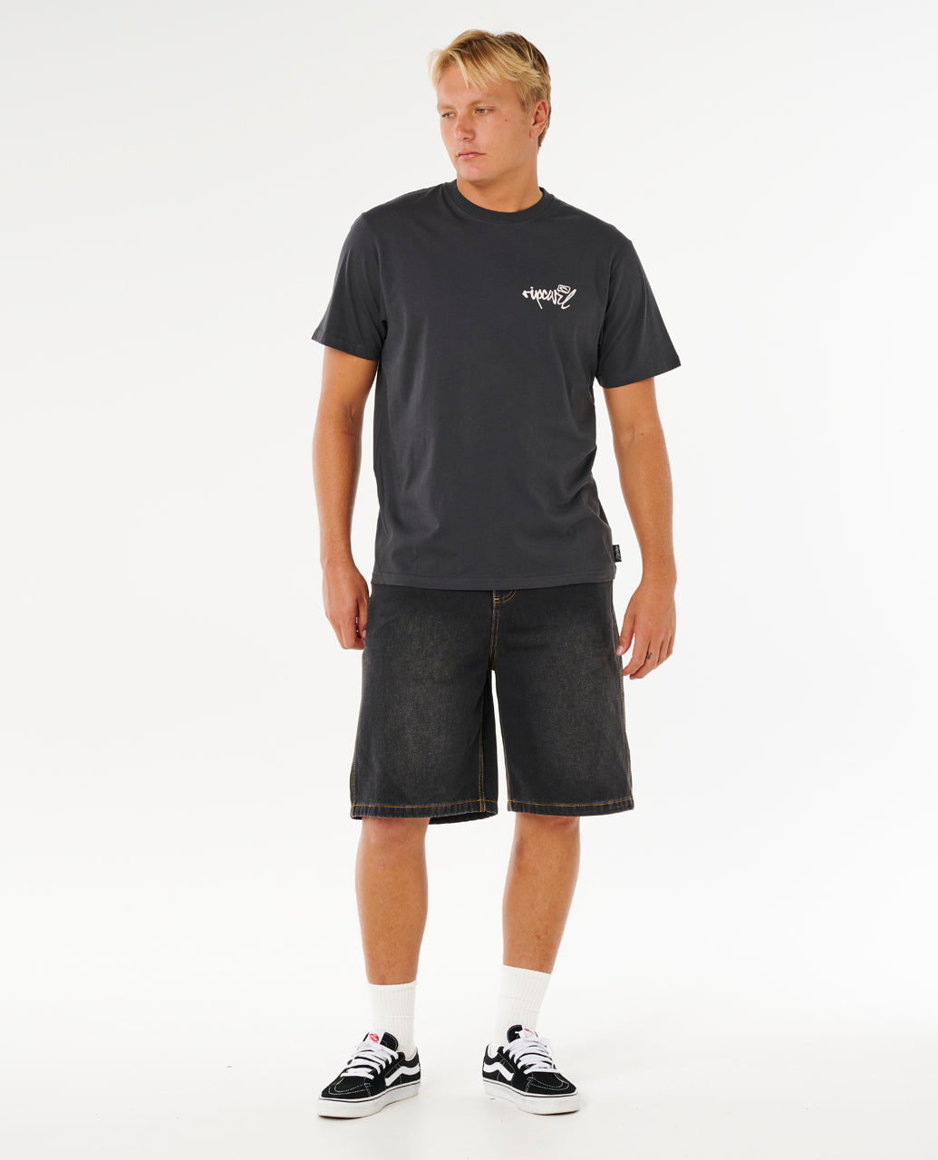 INNER VISIONS HACK TEE - washed black
