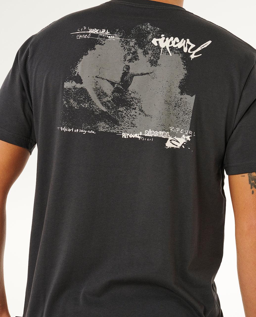 INNER VISIONS HACK TEE - washed black