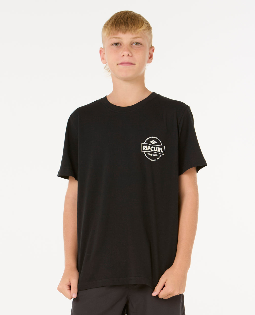 STAPLE TEE -BOY - black