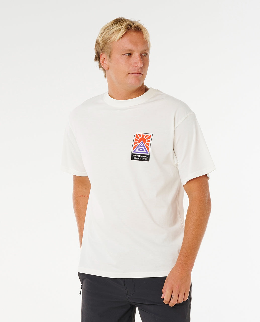 SEARCH DAWN TEE - bone