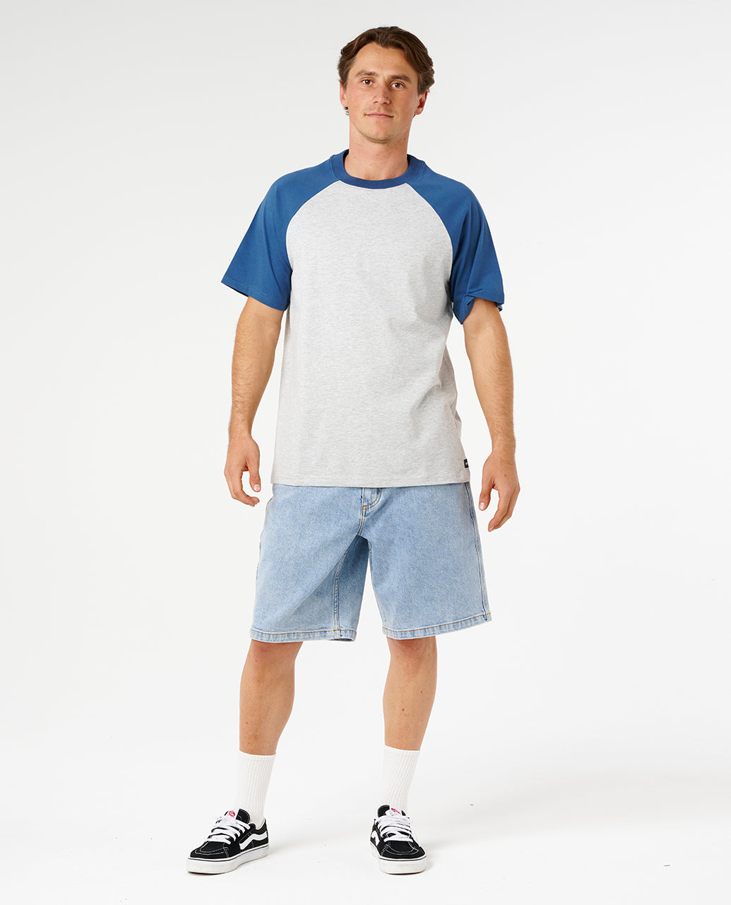 PLAIN RAGLAN TEE - grey marle
