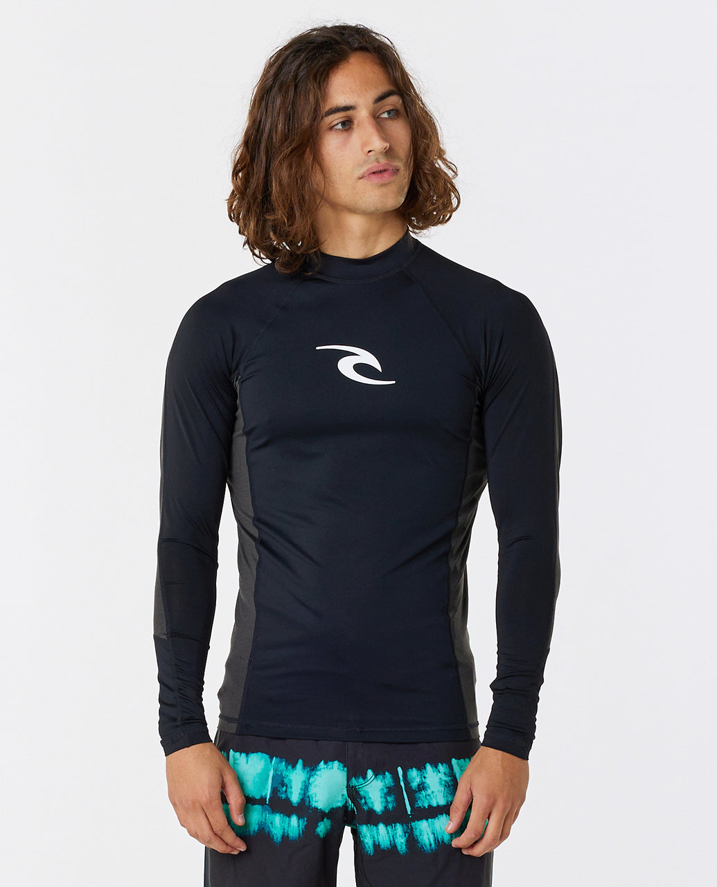 WAVES UPF PERF L/S - black