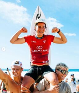 טיילר רייט עושה היסטוריה - ריפ קארל