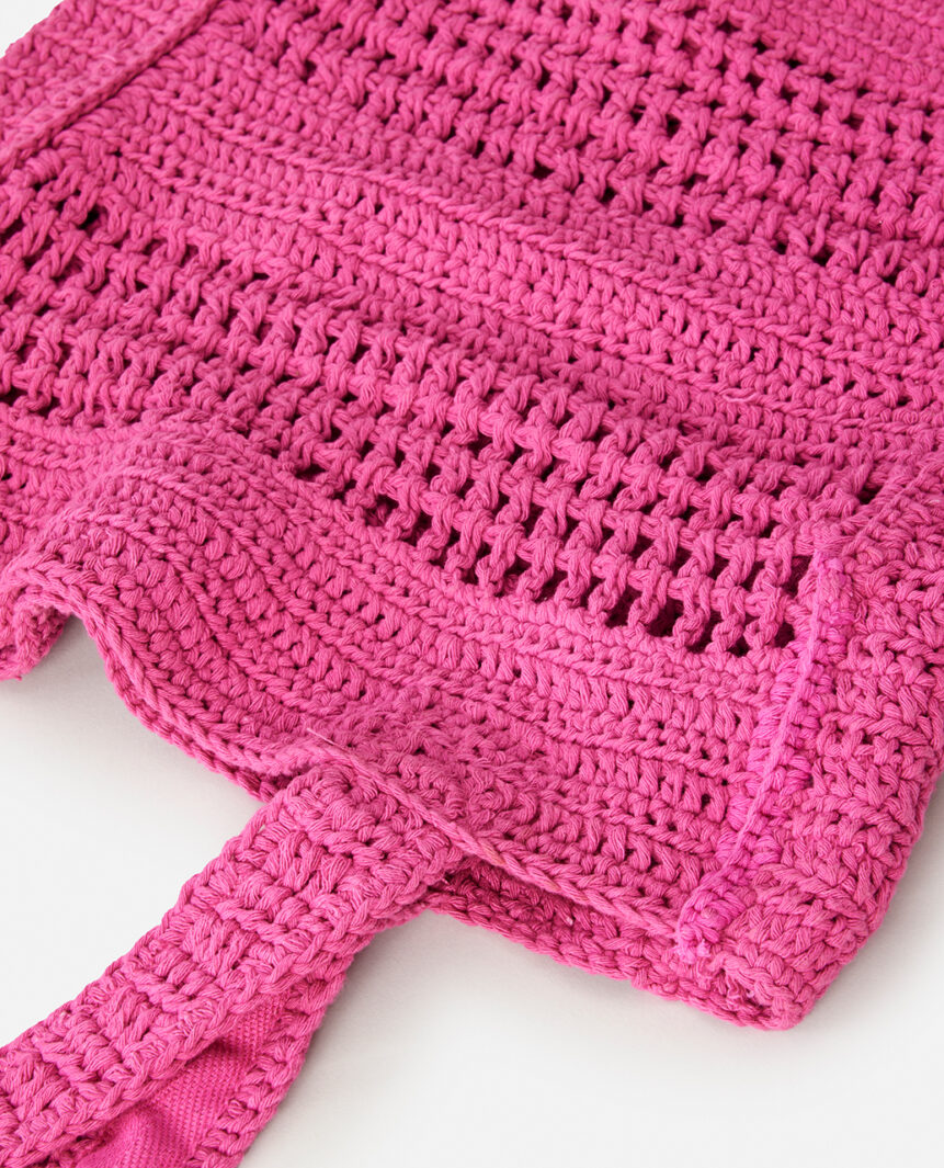 HOLIDAY CROCHET 8L TOTE HOLIDAY CROCHET 8L TOTE